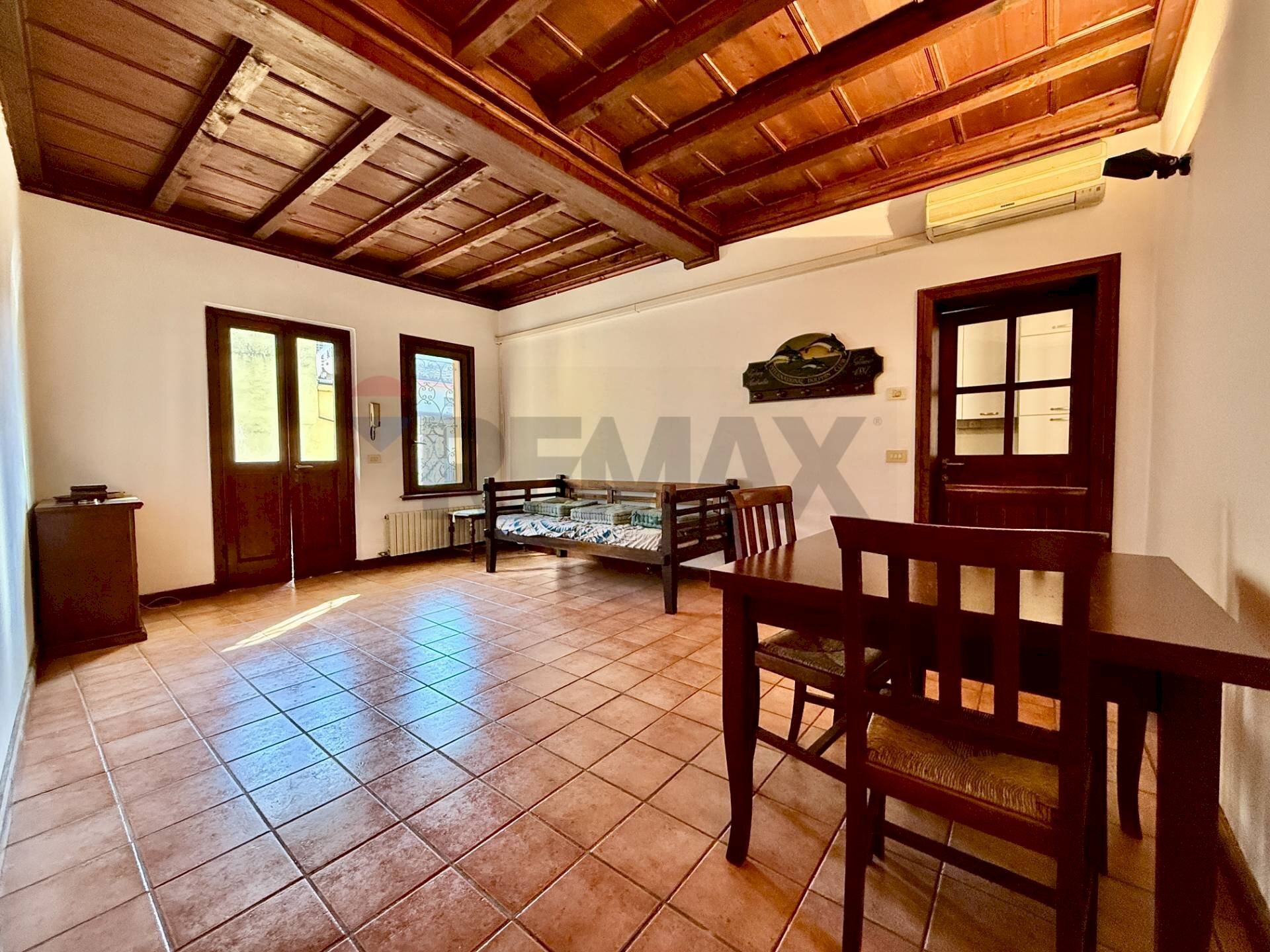 Sala da pranzo - Bilocale via Manzoni
 
22, Cremona - foto 1