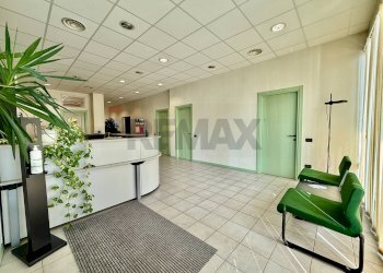Ricezione / Lobby - Negozio Via Lucchini
 
105, Cremona - foto 2