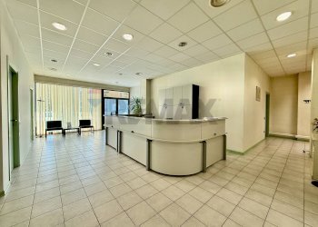 Ricezione / Lobby - Negozio Via Lucchini
 
105, Cremona - foto 4