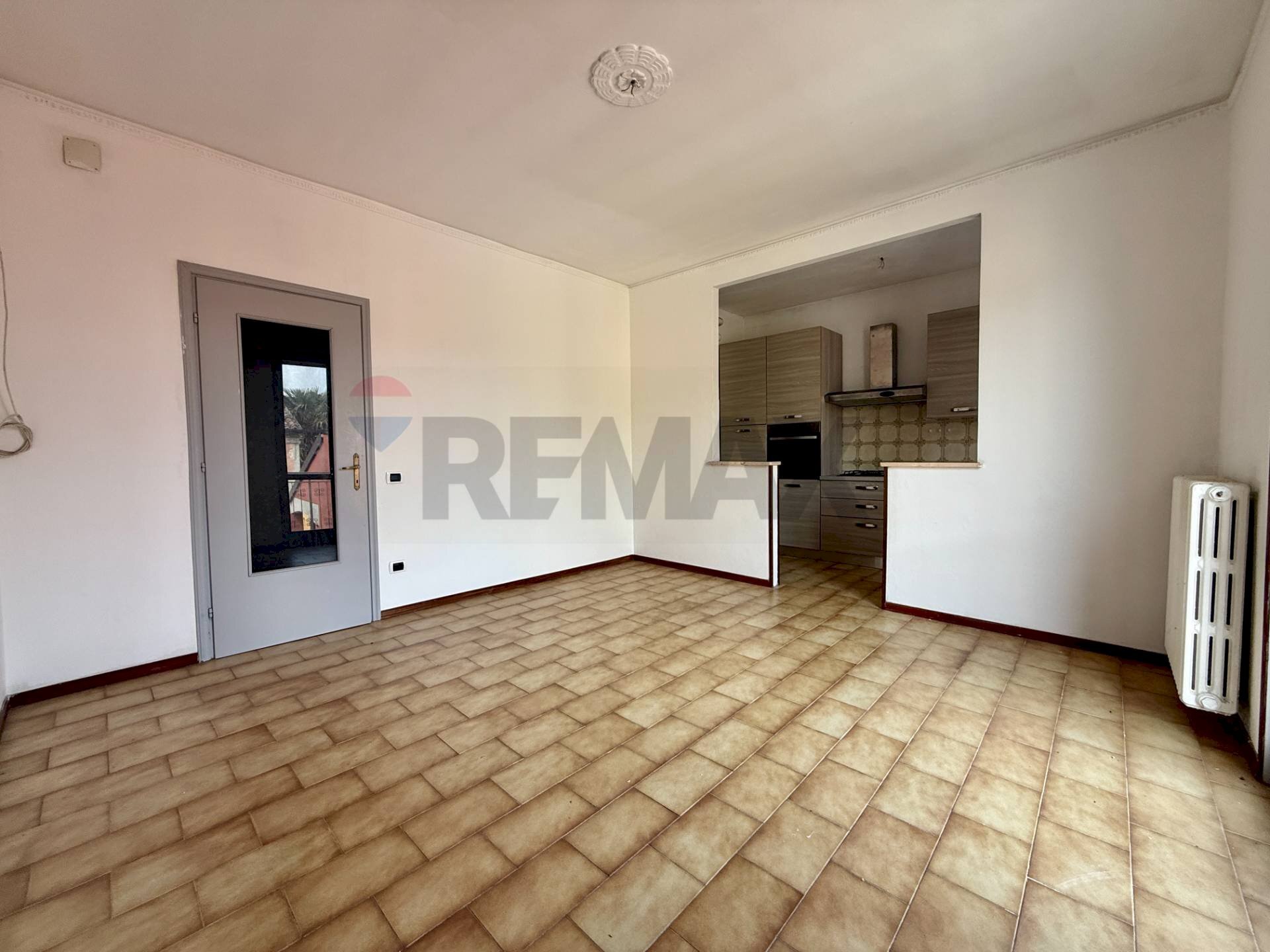 Stanza vuota - Quadrilocale Via Garibaldi
 
37, Gussola - foto 2