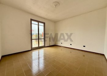 Stanza vuota - Quadrilocale Via Garibaldi
 
37, Gussola - foto 9