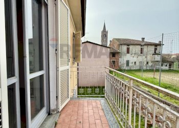 Balcone - Quadrilocale Via Garibaldi
 
37, Gussola - foto 16