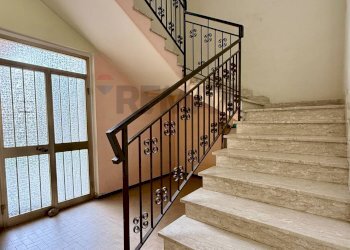 Scale - Quadrilocale Via Garibaldi
 
37, Gussola - foto 17