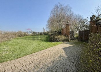 Giardino - Casa indipendente Via Sommi Picenardi
 
5, Cappella de' Picenardi - foto 31