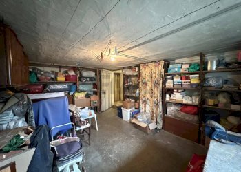 Dispensa di stoccaggio - Quadrilocale Viale Matteotti
 
79, Sesto ed Uniti - foto 19