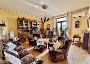 Soggiorno - Quadrilocale Viale Matteotti
 
79, Sesto ed Uniti - foto 4