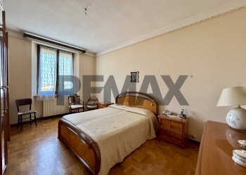 Camera / camera da letto - Quadrilocale Viale Matteotti
 
79, Sesto ed Uniti - foto 18