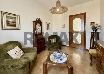 Soggiorno - Quadrilocale Viale Matteotti
 
79, Sesto ed Uniti - foto 29