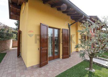 Casa all\'aperto - Casa semi indipendente Via 4 Novembre
 
109, Ponteranica - foto 2