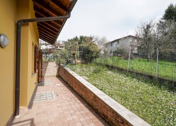 Terrazza - Casa semi indipendente Via 4 Novembre
 
109, Ponteranica - foto 8