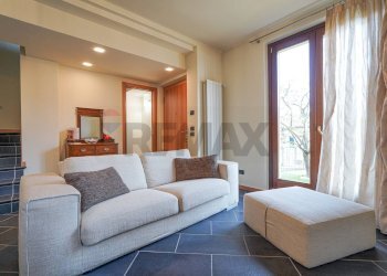 Soggiorno - Casa semi indipendente Via 4 Novembre
 
109, Ponteranica - foto 12