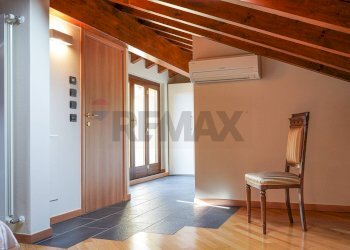 Stanza vuota - Casa semi indipendente Via 4 Novembre
 
109, Ponteranica - foto 29