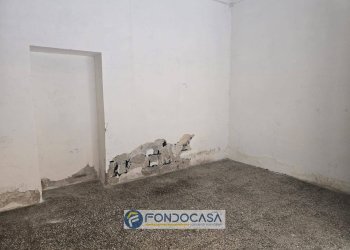 Foto 6 - Magazzino Via Limone
 
1, Sant'Arpino - foto 6