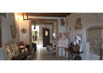 Soggiorno - Casa indipendente Via San Fermo
 
4, Redondesco - foto 4