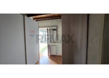 Camera / camera da letto - Casa indipendente Via San Fermo
 
4, Redondesco - foto 17