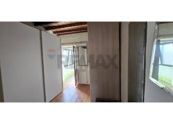 Camera / camera da letto - Casa indipendente Via San Fermo
 
4, Redondesco - foto 19