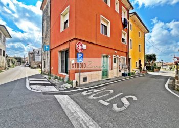 Foto 1 - Locale Commerciale Via Luigi Spada Cenami, Massarosa - foto 1