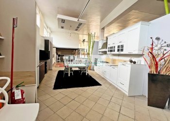 Foto 5 - Commercial Premises Via Fratelli Cervi, Viareggio - photo 5