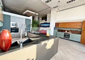 Foto 7 - Commercial Premises Via Fratelli Cervi, Viareggio - photo 7