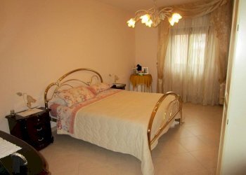 Camera da letto - Quadrilocale Statte - foto 11