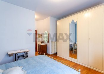 Camera / camera da letto - Villa Via Pastrengo
 
3b, Vimercate - foto 35