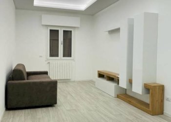 Salone - Two-room apartment via Torricella di Sopra, Brescia - photo 17