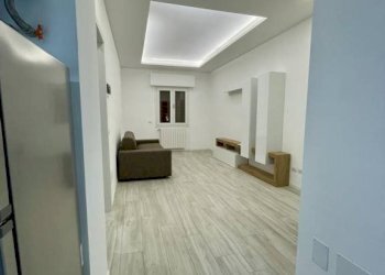 Salone - Two-room apartment via Torricella di Sopra, Brescia - photo 24