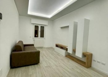 Salone - Two-room apartment via Torricella di Sopra, Brescia - photo 25