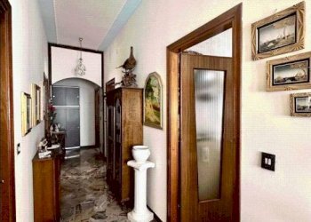 Corridoio - Casa indipendente via Michelangelo, Gardone Val Trompia - foto 13