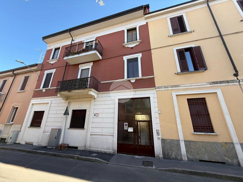 Four-room apartment Via Luigi Salma, Corsico - photo 2