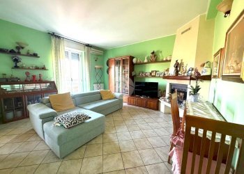 Four-room apartment Via Luigi Salma, Corsico - photo 5