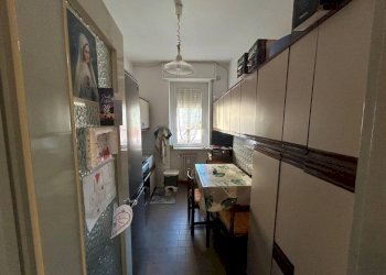 Camera da letto - Three-room apartment via Crenna, 17, Cardano al Campo - photo 4