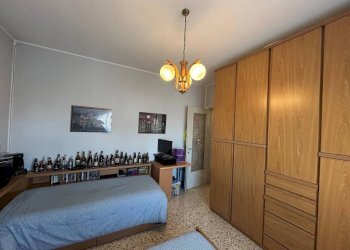 Camera da letto - Trilocale via Crenna, 17, Cardano al Campo - foto 14