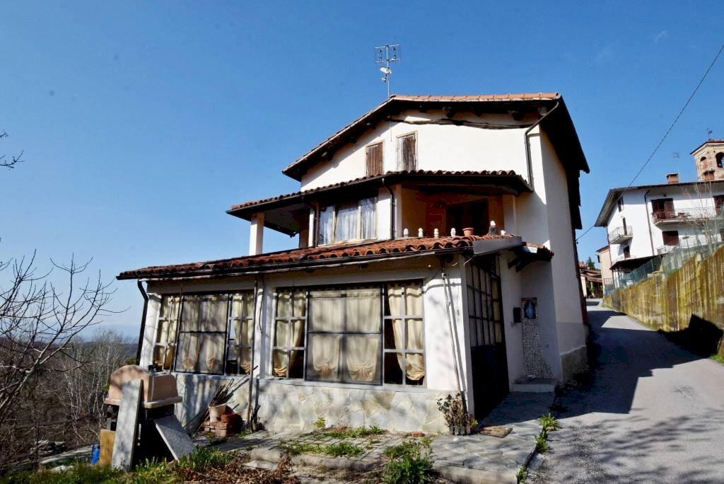 Facciata - Casa indipendente via Boschi 2, Villanova Mondovì - foto 1