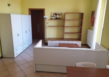 Cucina - Appartamento via Emilia Est, 50, Parma (zona San Lazzaro) - foto 3