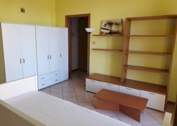 Camera da letto - One-room apartment via Emilia Est, 50, Parma (neighborhood San Lazzaro) - photo 19