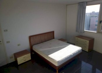 Camera da letto - Bilocale via Cornelio Ghiretti, 2, Parma (zona Pablo) - foto 14