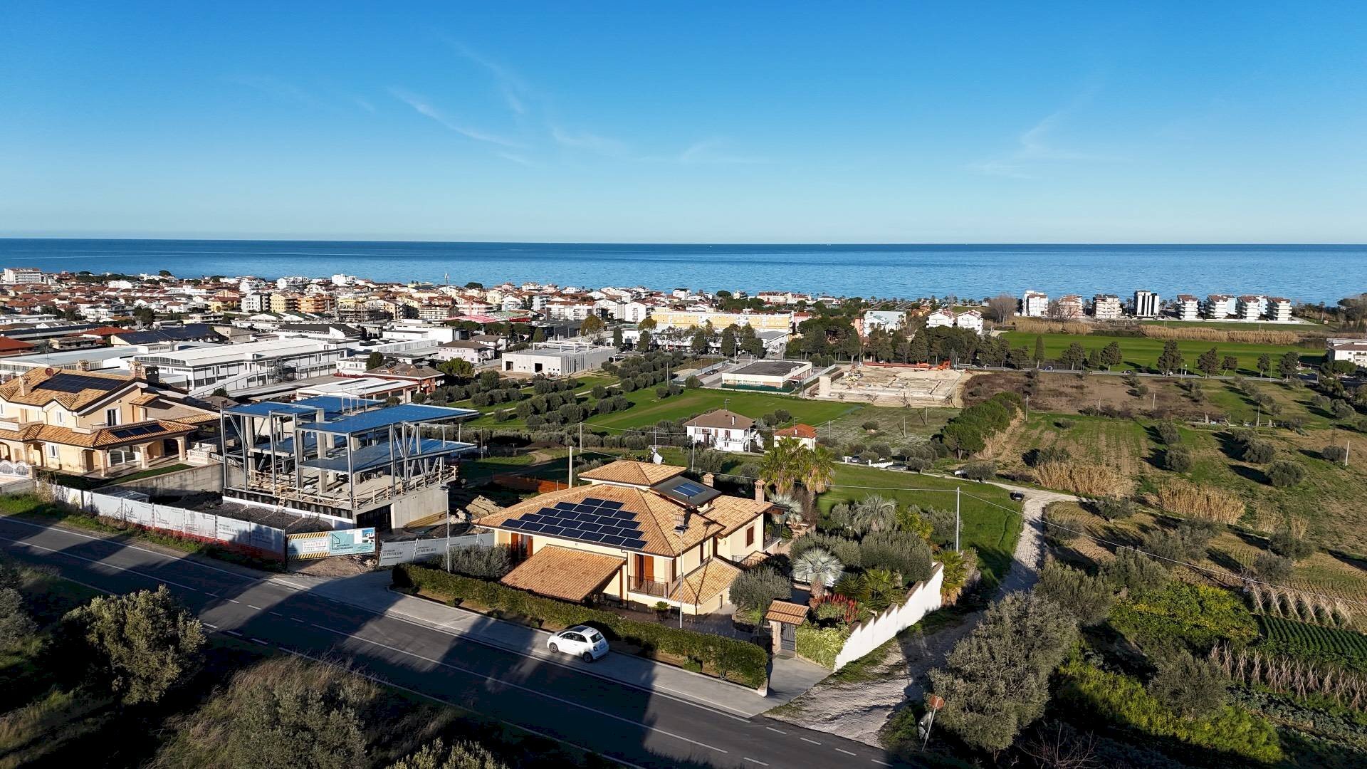 Foto 1 - Villa via panoramica
 
23, Tortoreto - foto 1