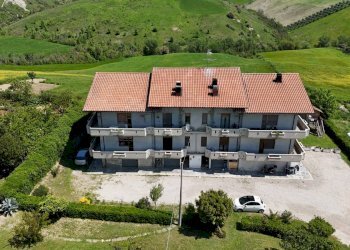 Foto 2 - Appartamento VIA CHIARETO
 
38, Bellante - foto 2