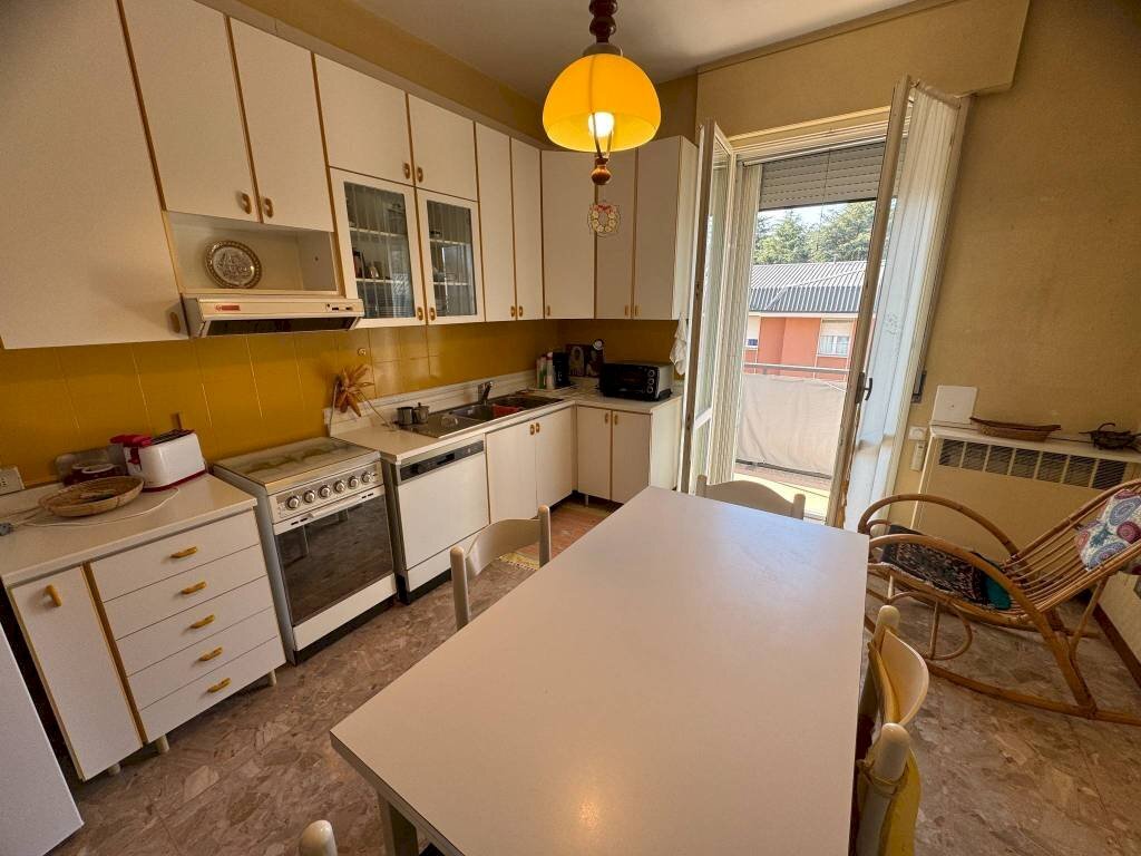 Cucina - Trilocale via Dante Alighieri, 15, Zola Predosa - foto 3