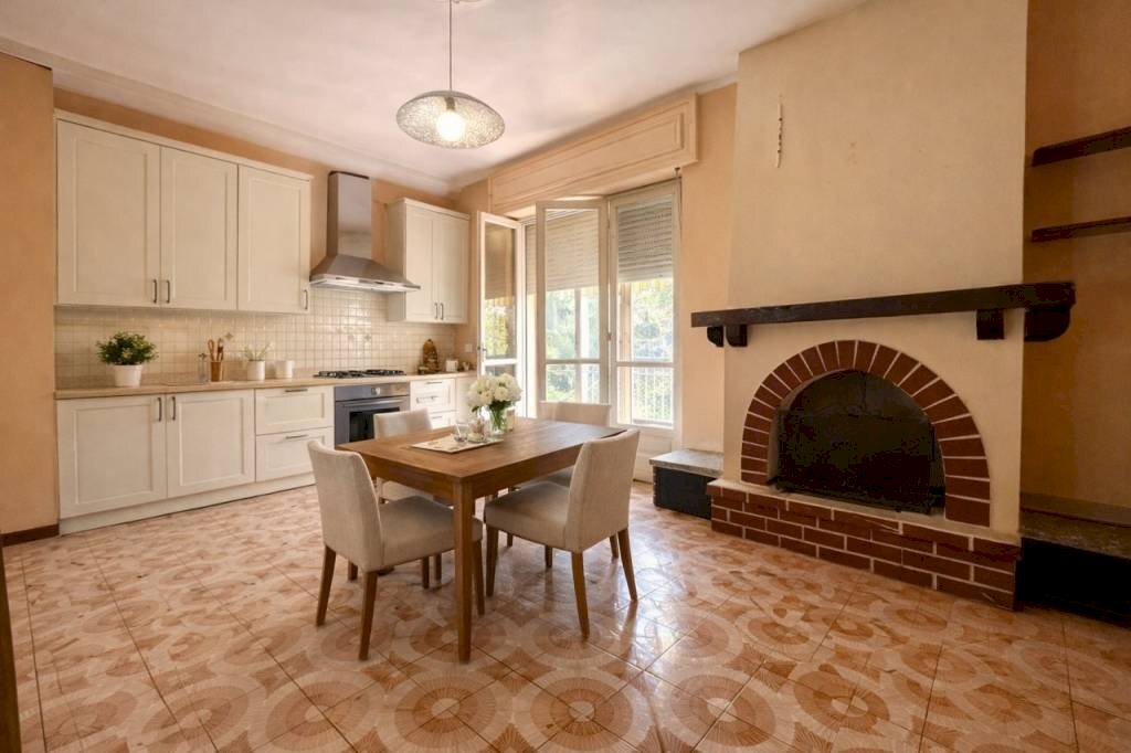 Cucina - Quadrilocale via Saluzzo, 2, Casalgrasso - foto 3