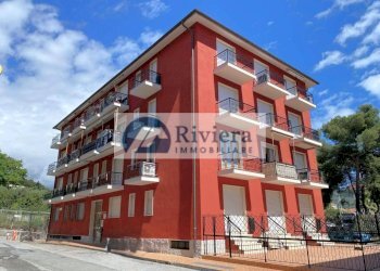 Foto 1 - Quadrilocale Piazza Aurora, San Bartolomeo al Mare - foto 1