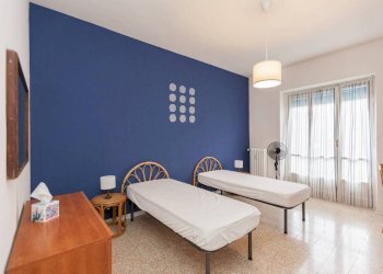 Camera da letto - Bilocale via Rosolino Pilo, 76, Torino (zona Parella) - foto 1