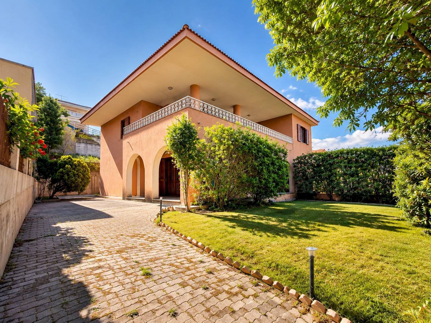Foto 1 - Villa Corso Bernardino Telesio
 
80, Settingiano - photo 1