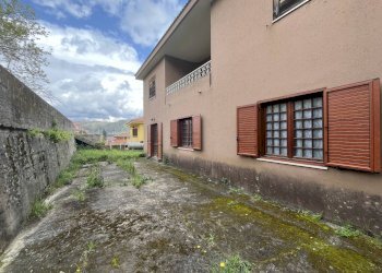 Foto 2 - Villa Corso Bernardino Telesio
 
80, Settingiano - foto 2