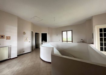 Foto 9 - Villa Corso Bernardino Telesio
 
80, Settingiano - foto 9