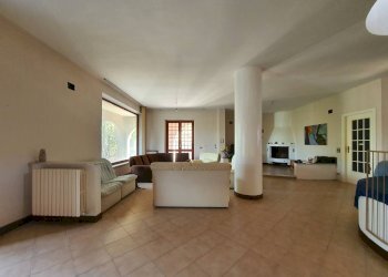 Foto 8 - Villa Corso Bernardino Telesio
 
80, Settingiano - photo 8