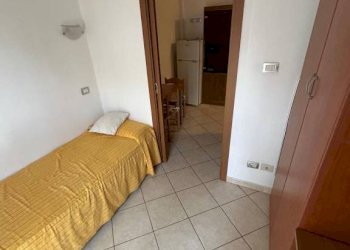 Camera da letto - Terreno non edificabile via Luca della Robbia, 10, Bologna (zona Massarenti) - foto 2