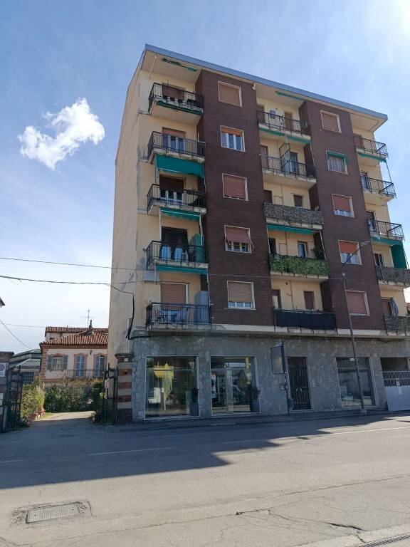 Facciata - Trilocale corso Casale, 51, Asti - foto 2