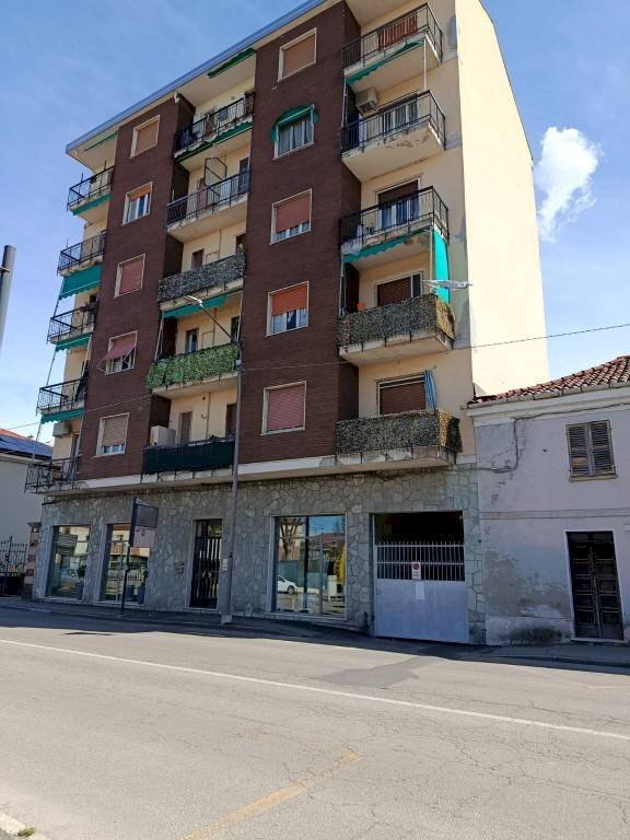 Facciata - Trilocale corso Casale, 51, Asti - foto 3